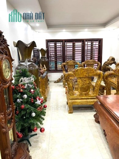 PHÂN LÔ VIP QUẬN ĐỐNG ĐA - PHỐ NGUYÊN HỒNG - 51M X 7 TẦNG. GIÁ : 20.9 TỶ