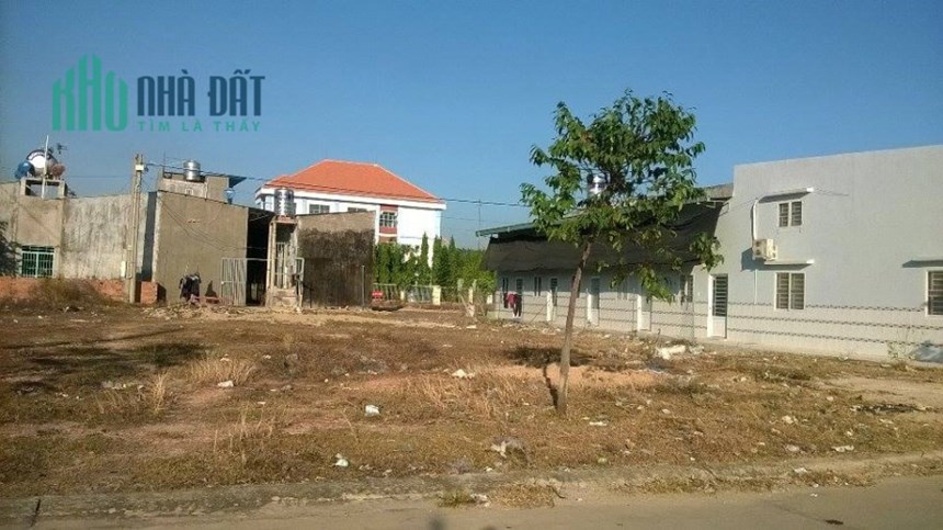 Cho thuê đất mặt tiền đường Bình Giã ngay cổng Khang Linh - phường 10