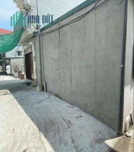 Nhà ở ngay gần chợ Cống Thôn, Yên Viên, tiện ích, buôn bán tấp nập, 60m, 3 tỷ 4