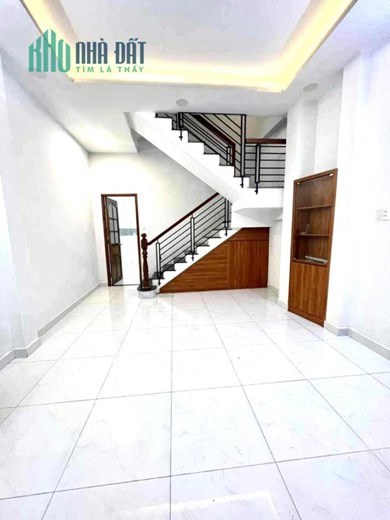 BÁN NHÀ HXH HOÀNG HOA THÁM BÌNH THẠNH - 45m - 4 TẦNG NHÀ MỚI Ở NGAY - CHỈ 5 TỶ NHỈNH