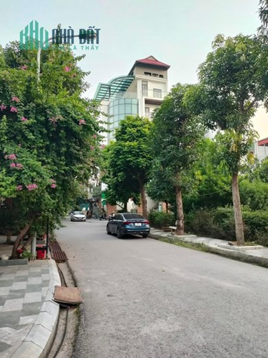 Bán nhà Phố Trung Tâm Nam Từ Liêm - Ô tô Tránh - Vỉa hè - KD - VP DT 130m MT 10m Nhỉnh 18 tỷ