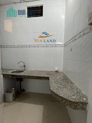 Cho thuê nhà cấp 4 2PN bên hông trường THPT Ngô Quyền chỉ 4tr