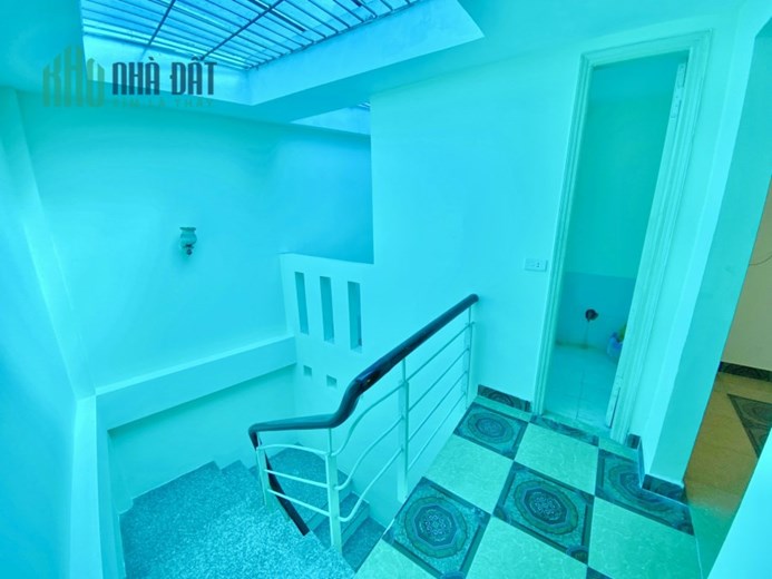 Bán nhà đẹp Xuân Đỉnh- 43m x 5T- ô tô- KD 10m ott-nhỉnh 4 tỷ