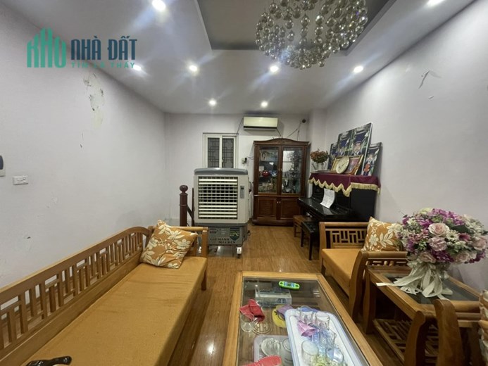 O9 Z6 Z8 5559  Bán nhà mặt phố Mễ Trì Thượng. DT 60m², 6 tầng, MT 4m, giá 12.8 tỷ Từ Liêm