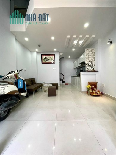 Bán nhà 5 tầng Bờ Bao Tân Thắng, Tân Phú – Ngay Aeon, HXH, 4.75 tỷ