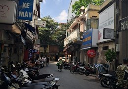 O9 Z6 Z8 5559. Bán nhà mặt phố Nam Ngư DT 33m², 5 tầng, MT 5m, giá 16.8 tỷ Hoàn Kiếm. Mới nhất