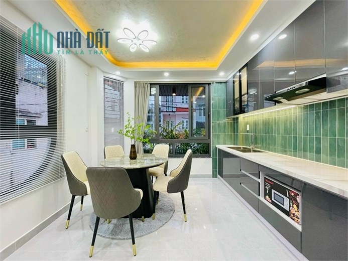 Nhà đẹp giá rẻ Nguyễn Tư Giản, Gò Vấp – HXH, 5 tầng full nội thất, 6.6 tỷ