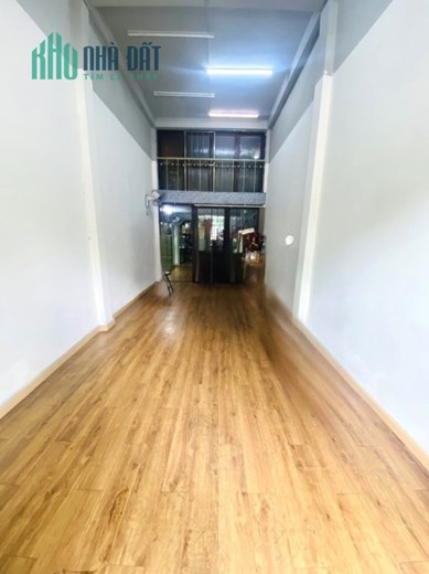 Bán Nhà Trung Tâm Mặt Tiền Lý Thái Tổ, Q10, 3.2m x 14.5m, 4 Tầng, Chỉ 13 Tỷ