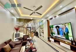 Bán nhà Đình Đông, diện tích 42m 4 tầng GIÁ 2.87 tỉ đẹp như mới, full nội thất