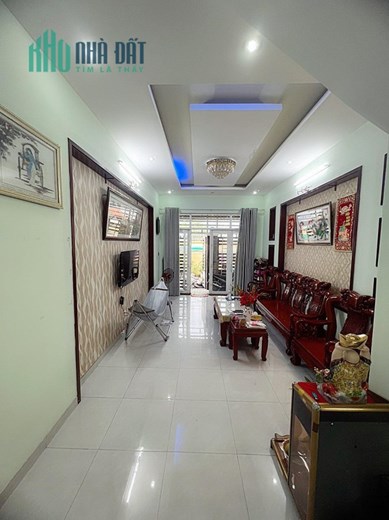 SÁT VÁCH QUẬN 7 - CHÍNH CHỦ TRANG BÌA - 70M2 NGANG 4M HẼM Ô TÔ 7M CHỈ 5 TỶ X.