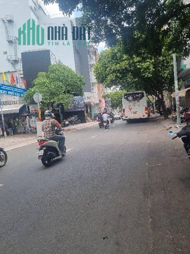 Bán nhà MT Lê Thị Riêng, Phường Bến Thành, Quận 1