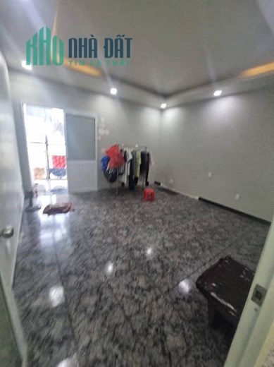 Bán nhà MT Lê Thị Riêng, Phường Bến Thành, Quận 1