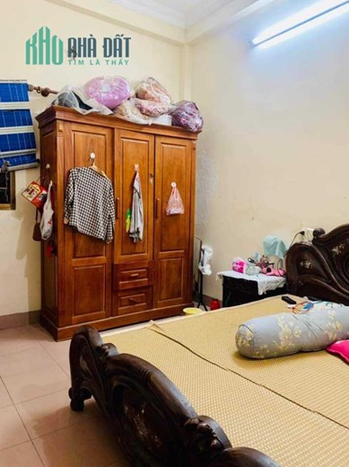 Bán Nhà Ngõ 83 Phố Đào Tấn 57m2 x 4 tầng, 4 phòng ngủ, Chủ nhà tự xây, KCBT chắc chắn lên thêm tầng