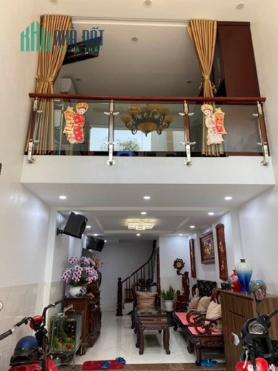 Bán nhà Yên Lãng mặt ngõ thông kinh doanh gần bệnh viện nội tiết 32m 4 tầng 3 ngủ chỉ 6.5 tỷ lh