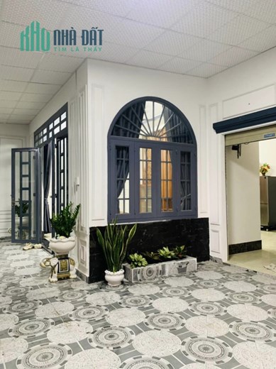 BIỆT THỰ SIÊU TO 300m2 - SỔ VUÔNG VỨC, KHU VỰC HIẾM - GIÁ TỐT