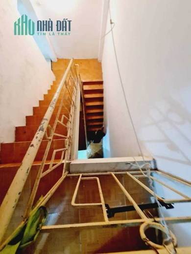 Bán Nhà Ngõ 175 Lạc Long Quân 54m2 x 2 tầng, Chủ nhà  bán đất tặng nhà, khách mua xây 5 tầng ở