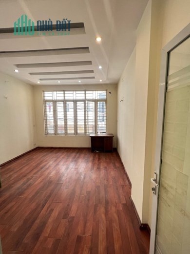 Pháo Đài Láng, Đống Đa 45m, 5T, mt 4,1m, giá 10,8 tỷ