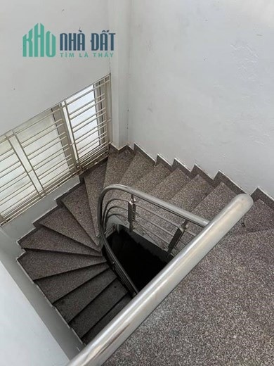 Nguyễn Khả Trạc: Bán nhà 33,2mx5 tầng, gần bãi xe, ở ngay-3,22 tỷ