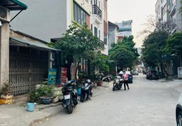 Cực hiếm bán đất tặng nhà tại Mậu Lương ô tô đỗ cửa 65m2 giá 5 tỷ .