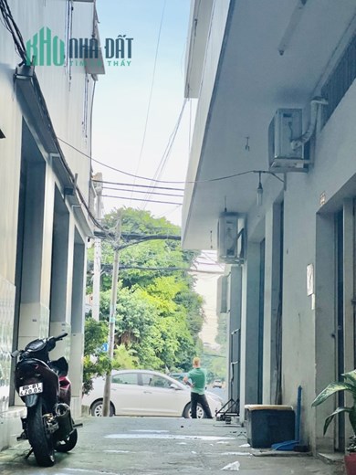 BÁN NHÀ ĐƯỜNG SỐ 4, KDC TÊN LỬA, 40m2, 3 TẦNG, GIÁ CỰC SỐC.

KHU VIP GẦN AEON BÌNH TÂN - SỔ A4 -