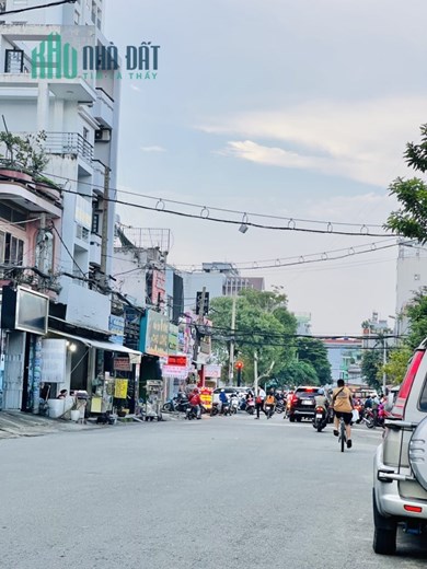 BÁN NHÀ ĐƯỜNG SỐ 4, KDC TÊN LỬA, 40m2, 3 TẦNG, GIÁ CỰC SỐC.

KHU VIP GẦN AEON BÌNH TÂN - SỔ A4 -