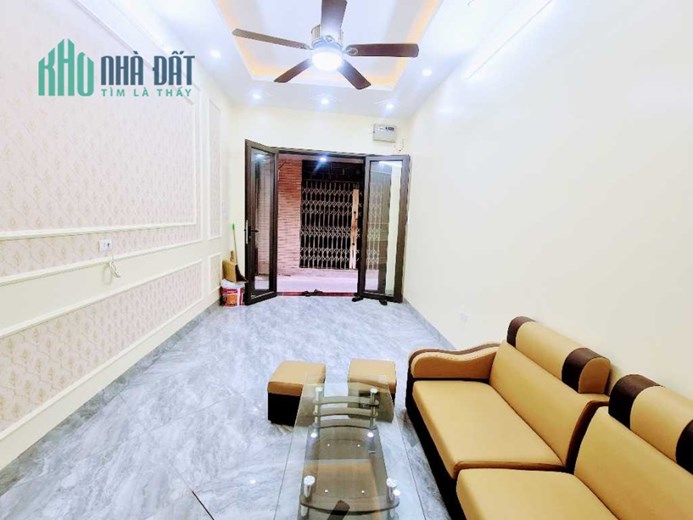 Ô TÔ ĐỖ GẦN, NHÀ MỚI, NGÕ RỘNG THÔNG 30M2, 5T, 4.35 TỶ - NGUYỄN ĐỨC CẢNH - HOÀNG MAI - HN.
