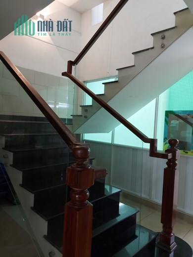 Bán nhà Mặt tiền Đào Duy Từ giao Nguyễn Tri Phương, DT: 4.1x14m, 5 T-5PN, 17.5 tỷ.