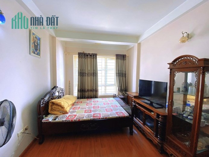Bán nhà Mễ Trì Thượng, Từ Liêm 42m2, 4tầng Ngõ thông cách Ô tô tránh 1nhà