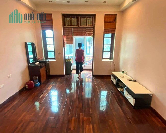 Bán Nhà Đẹp Khu Cán bộ Công chức ngõ 34 Hoàng Cầu, Đống Đa, 49m2 - 7 tỷ 300 triệu