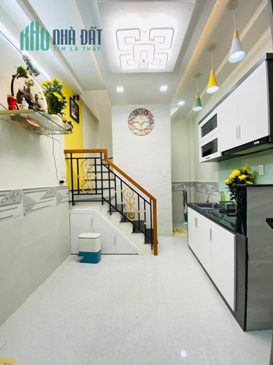 QUẬN 8 - NHÀ MỚI CÓ SỔ HỒNG RIÊNG - XÁC VALI VÀO Ở NGAY - TẶNG TOÀN BỘ NỘI THẤT - CHỈ 1.5 TỶ.