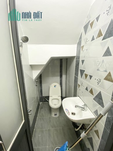 QUẬN 8 - NHÀ MỚI CÓ SỔ HỒNG RIÊNG - XÁC VALI VÀO Ở NGAY - TẶNG TOÀN BỘ NỘI THẤT - CHỈ 1.5 TỶ.