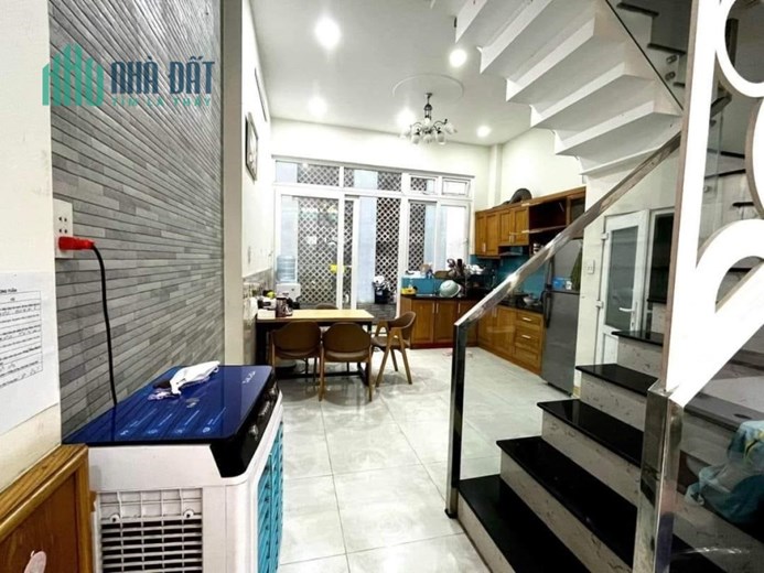 CẦN BÁN! NHÀ MẶT NGÕ ĐẶNG TIẾN ĐÔNG 50m 13.9 TỶ