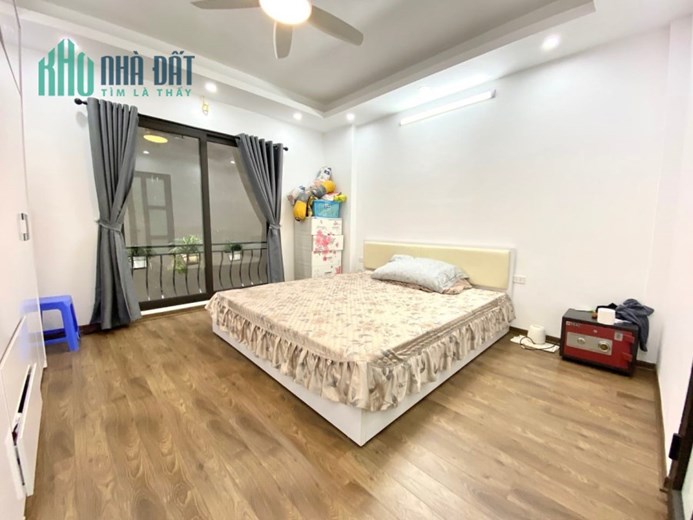 Bán nhà Mễ Trì Hạ Lô góc ngõ nông, thông thoáng nhà đẹp ở ngay chỉ hơn 3tỷ