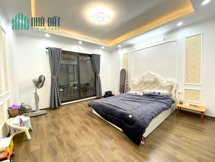 Bán nhà Mễ Trì Hạ Lô góc ngõ nông, thông thoáng nhà đẹp ở ngay chỉ hơn 3tỷ