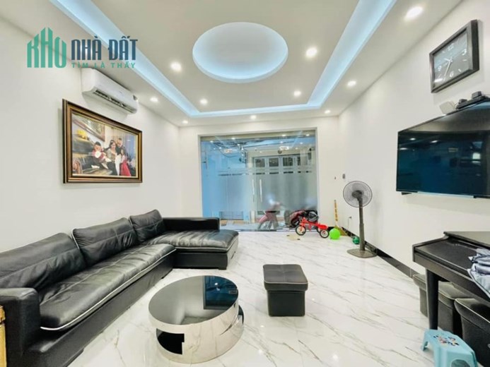 Bán nhà phố Trương Định, 38m x 4 tầng, nhà mới xây, giá 3 tỷ 800
