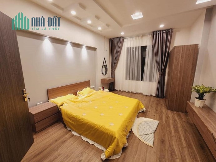 Bán nhà phố Trương Định, 35 m x 5, ngõ thông, nhà mới, giá 3 tỷ 750