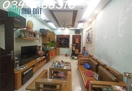 Bán nhà phố Đức Giang, căn góc, ô tô đỗ cửa, 4 tầng, 3,2 tỷ