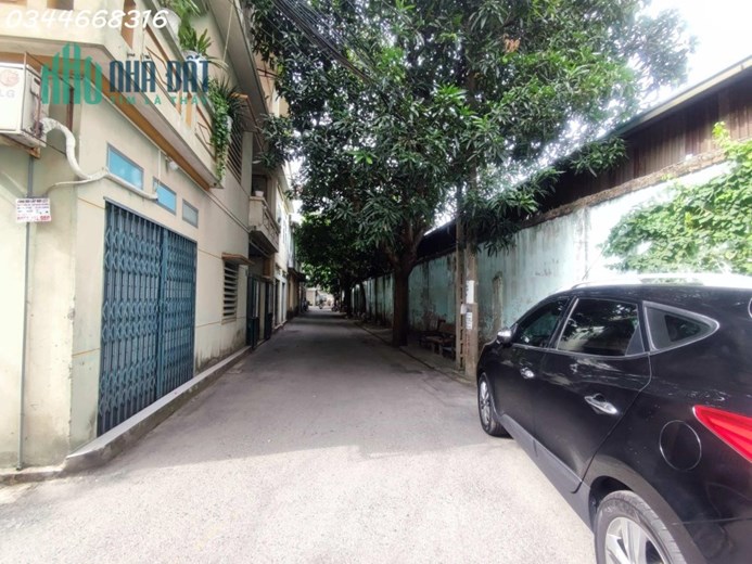 Bán nhà phố Đức Giang, căn góc, ô tô đỗ cửa, 4 tầng, 3,2 tỷ