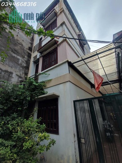 Bán nhà phố Đức Giang, căn góc, ô tô đỗ cửa, 4 tầng, 3,2 tỷ