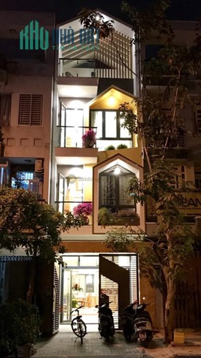 Bán nhà mặt tiền Bùi Tá Hán, Q2, sổ vuông, 4x20m, 17 tỷ, con đường sầm uất