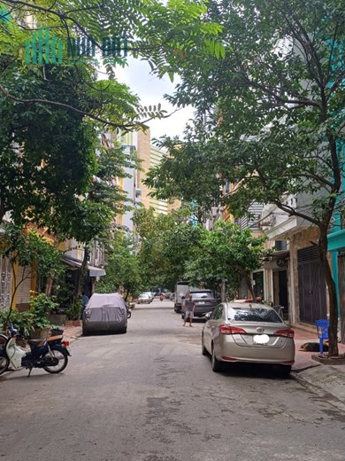 Bán nhà KĐT Văn Quán, vỉa hè rộng thênh thang, 52m2, 10.2 tỷ