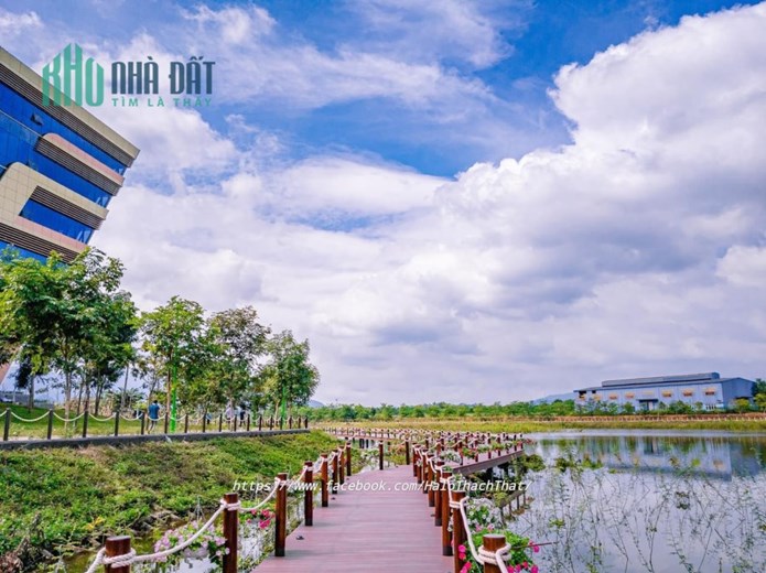 Bán nhanh lô đất mảnh đất 102m2 Hồ sen sinh thái Lotus Linh Sơn , đi chuyển ra quốc lộ 21 chỉ vài