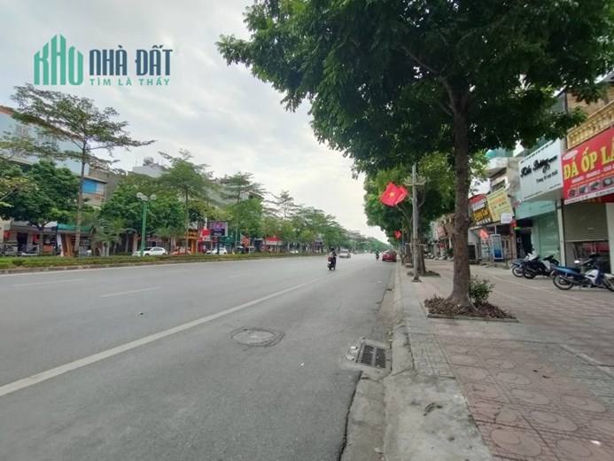 Ngô Gia Tự, mặt phố vỉa hè đá bóng, 100m2, mặt tiền 6m, Long Biên Hà Nội