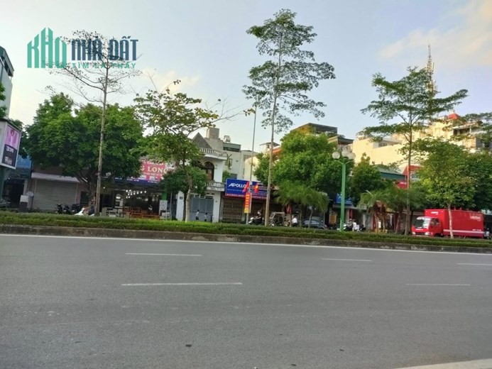 Ngô Gia Tự, mặt phố vỉa hè đá bóng, 100m2, mặt tiền 6m, Long Biên Hà Nội