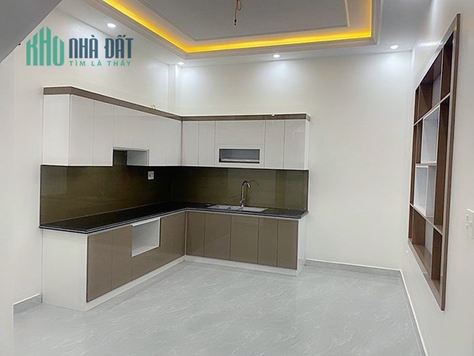 Bán nhà Khúc Thừa Dụ, 52m 4 tầng căn góc, ngõ ô.tô GIÁ 3.65 tỉ, xây mới tinh