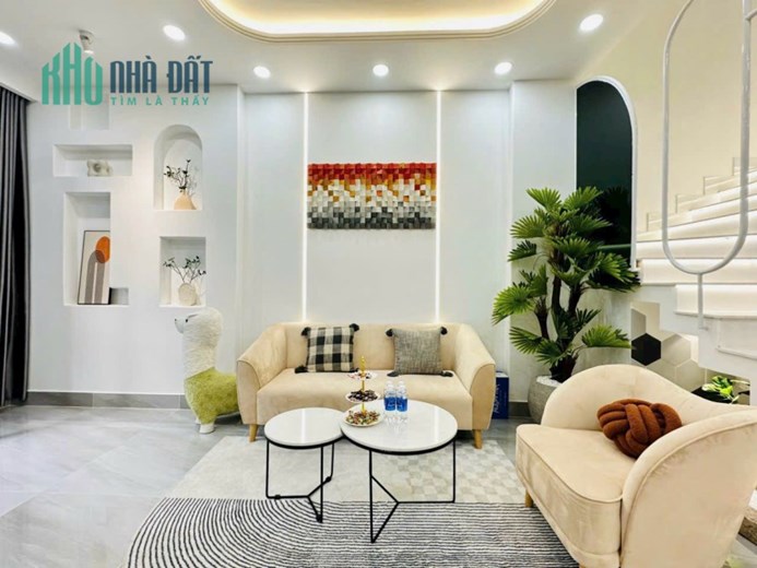 Nhà bán gấp hẻm xe hơi Phạm Văn Chiêu, Gò Vấp 49m2 3PN có phòng ngủ dưới trệt 4 tỷ TL