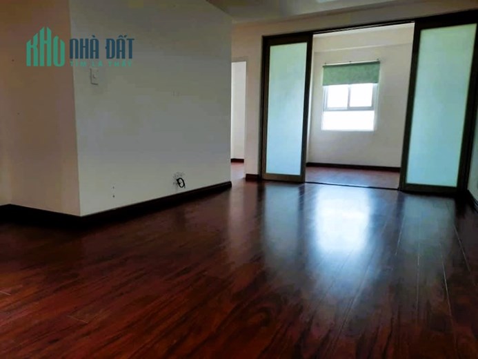 Cho thuê căn hộ 70m2 3pn tầng cao chung cư Sài Gòn Metro Park