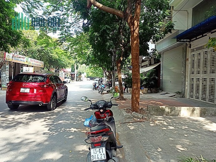 Bán đất mặt đường Quán Nam, vỉa hè 5m, diện tích 85m GIÁ 7.6 tỉ