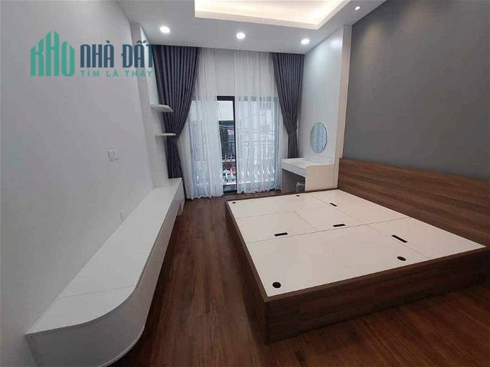 BÁN GẤP ! Phố vip Thái Hà, ngõ ô tô tránh nhau, kinh doanh online, nhà mới xây đẹp nhất phố,