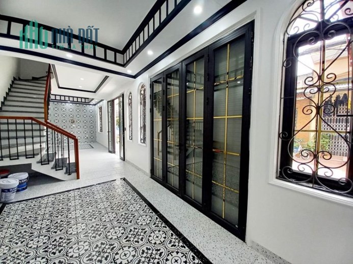 Bán nhà mặt đường Lý Hồng Nhật ngay Chợ Cát Bi, 50m 4 tầng GIÁ 6.3 tỉ